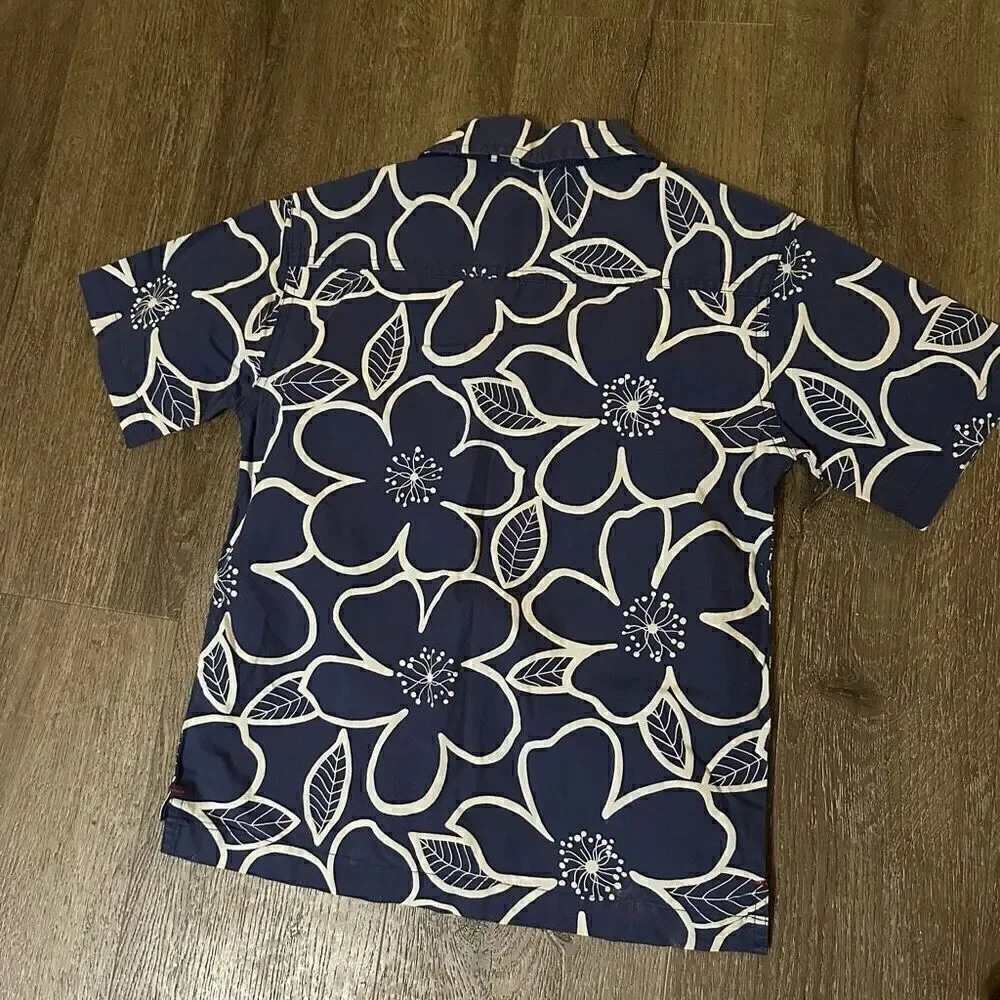 Gap Boys New With Tags Blue Hawaiian Floral Button up Navy Shirt Size XS 4